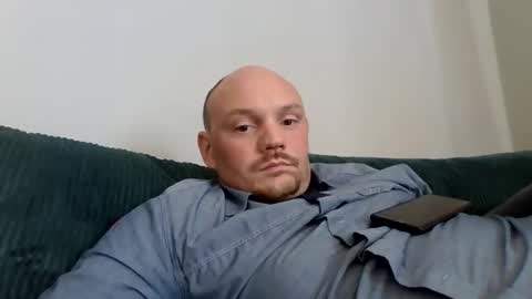 Snapshot of secretcplg chatting on 10.18.25 Simon online show from 10.18.25