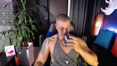 Snapshot of seddy_ chatting on 04.01.26 sed online show from 04.01.26