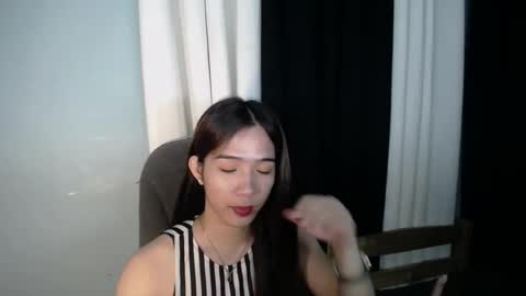 JUST CALL ME ABIA  online show from 02.05.25