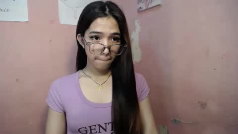 JUST CALL ME ABIA  online show from 02.17.25