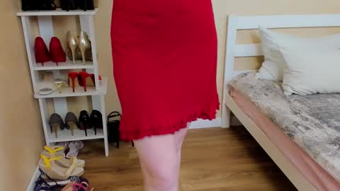 Snapshot of seductive_foxy_ chatting on 03.16.26 seductive_foxy_ online show from 03.16.26