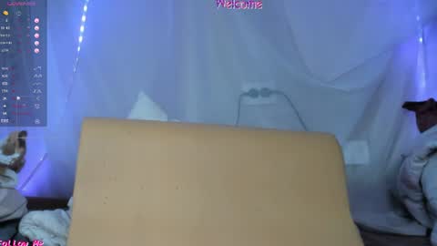 Snapshot of seductive_she_wolf chatting on 07.14.26 seductive_she_wolf online show from 07.14.26