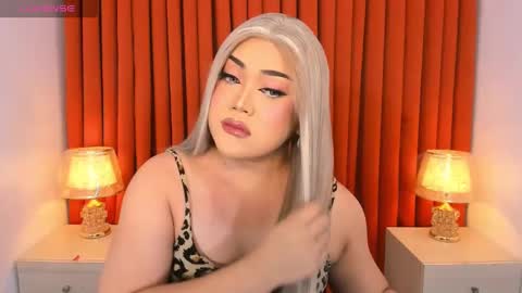 Natalie Mefford online show from 02.27.25