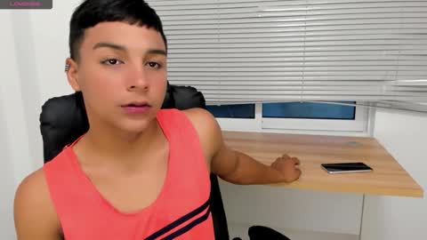 seductivo online show from 12.04.25