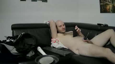 Snapshot of seeebi chatting on 12.13.24 Sebastian online show from 12.13.24