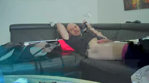 Snapshot of seeebi chatting on 03.09.25 Sebastian online show from 03.09.25