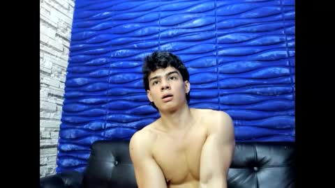 Snapshot of seigfried0 chatting on 02.10.26 Seigfried online show from 02.10.26