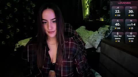 Snapshot of selby_paine chatting on 09.24.25 Selby online show from 09.24.25