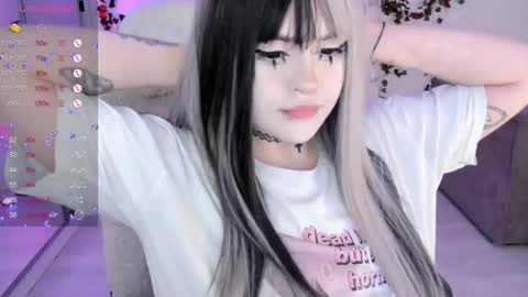 Selena  online show from 11.03.25