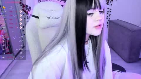 Selena  online show from 11.10.25