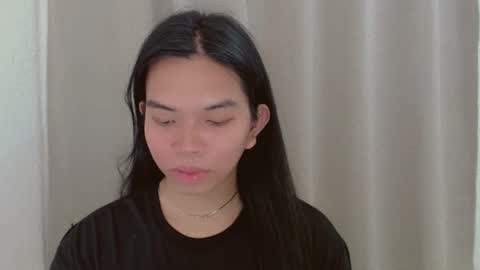 Snapshot of selena_fuckdoll chatting on 12.17.24 Selena online show from 12.17.24