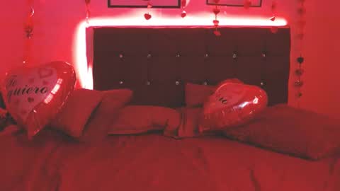 Selena online show from 02.14.25