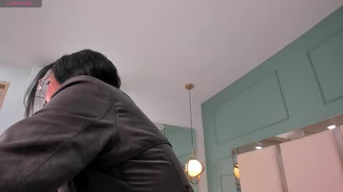 Snapshot of selena_rous chatting on 09.19.25 Selena Rous online show from 09.19.25