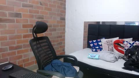 Selena online show from 03.26.26