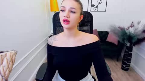 selenaemoore online show from 01.13.26