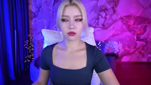 selenairis online show from 09.16.25