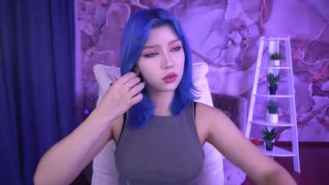 selenairis online show from 11.23.25