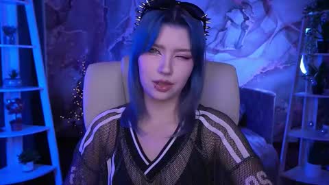 selenairis online show from 02.26.26