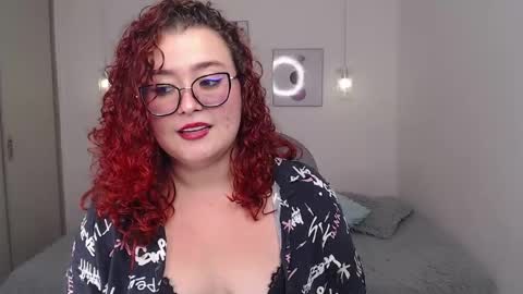 Snapshot of selene_rouse_ chatting on 04.30.26 selene_rouse_ online show from 04.30.26