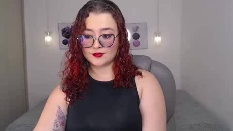 Snapshot of selene_rouse_ chatting on 05.08.26 selene_rouse_ online show from 05.08.26
