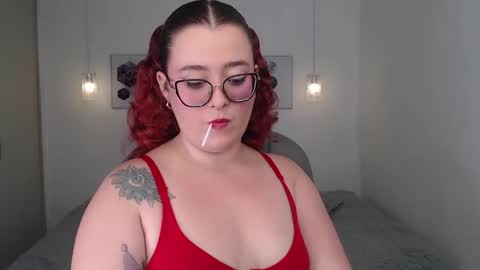 Snapshot of selene_rouse_ chatting on 05.21.26 selene_rouse_ online show from 05.21.26