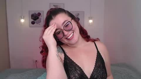 Snapshot of selene_rouse_ chatting on 05.28.26 selene_rouse_ online show from 05.28.26
