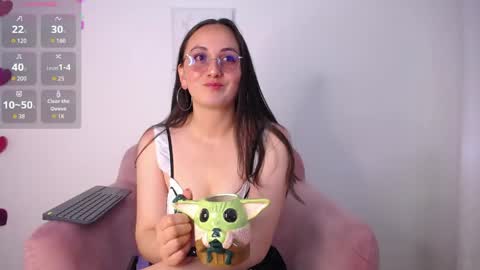 Snapshot of selene_swee chatting on 05.29.26 selene_swee online show from 05.29.26