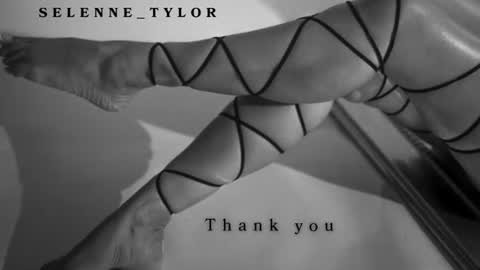 Snapshot of selene_tylor_ chatting on 07.23.26 Selene online show from 07.23.26