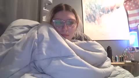 Selene online show from 01.19.25