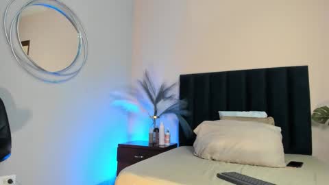 Selene Lujan online show from 03.18.26