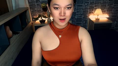 joan online show from 01.05.25