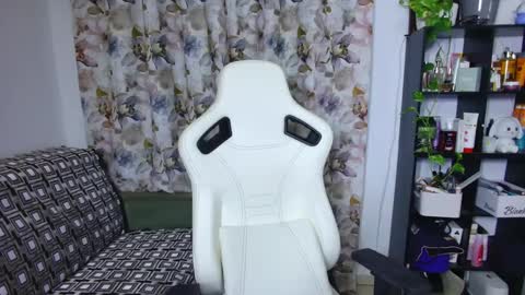 Selenna online show from 12.28.24