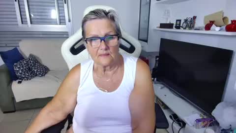 Snapshot of selenna57 chatting on 06.25.26 Selenna online show from 06.25.26
