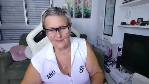 Snapshot of selenna57 chatting on 07.28.26 Selenna online show from 07.28.26