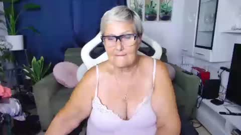 Snapshot of selenna57 chatting on 08.02.26 Selenna online show from 08.02.26