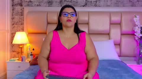 Selenna Cooper online show from 04.14.26