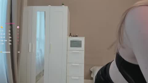 Snapshot of selina__moon chatting on 03.26.26 Selina online show from 03.26.26