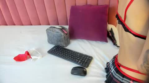 Seline  online show from 11.24.25