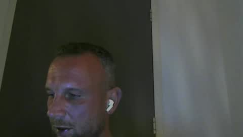 Snapshot of sence08 chatting on 10.31.25 sence08 online show from 10.31.25