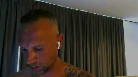 Snapshot of sence08 chatting on 07.17.26 sence08 online show from 07.17.26