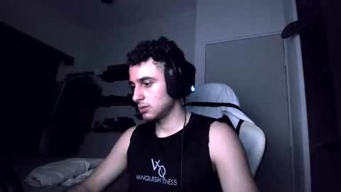 Snapshot of senitzzu chatting on 01.21.25 PAJACONTROL online show from 01.21.25