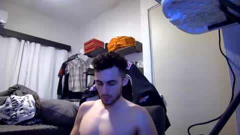 Snapshot of senitzzu chatting on 10.27.25 PAJACONTROL online show from 10.27.25