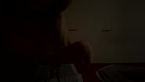 Snapshot of sennya_hayes chatting on 10.09.25 Sennya online show from 10.09.25