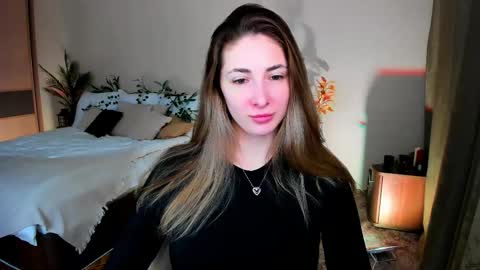 sensitiveheartt online show from 11.17.25