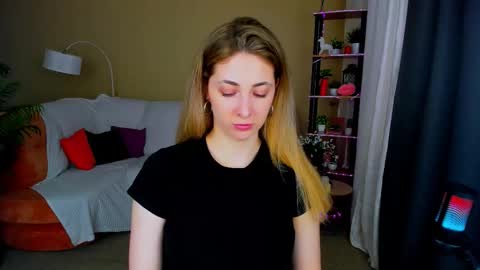 sensitiveheartt online show from 03.11.26