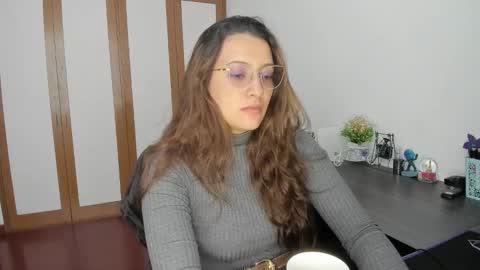 Samantha -  online show from 09.23.25