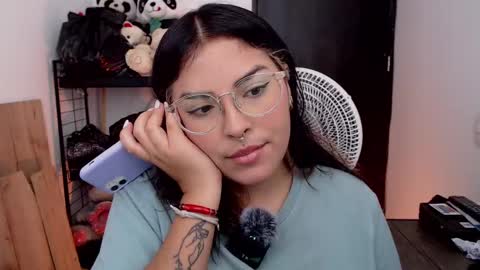 Camille and sophie online show from 09.15.25