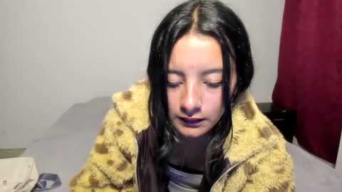 Snapshot of sensual_skinny chatting on 10.07.25 sensual_skinny online show from 10.07.25