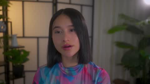 Maria- OF sensual bee online show from 01.24.25