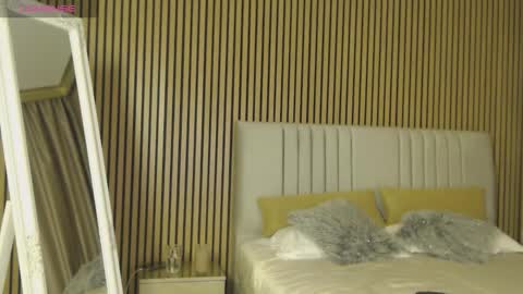 Hallie online show from 02.12.26